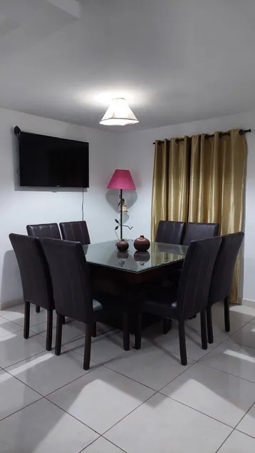 Nice house, excellent location. - Image 1
