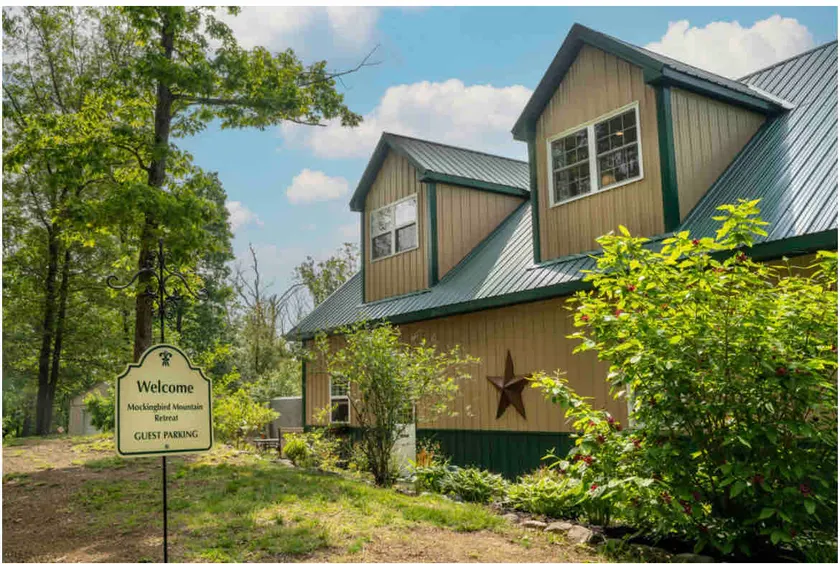 Relax and restore at Mockingbird spa and retreat - Image 1