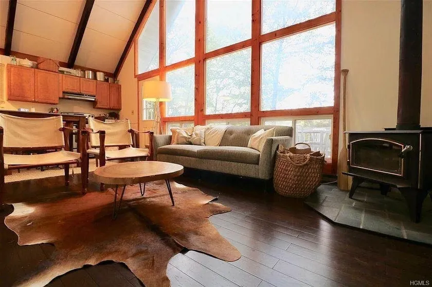Dancing Feather: Cozy Lake-Front A-Frame Chalet - Image 1