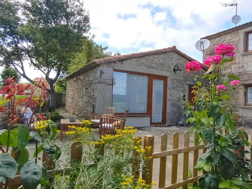 5 routes, 2 charming cottages, Costa da Morte - Image 1