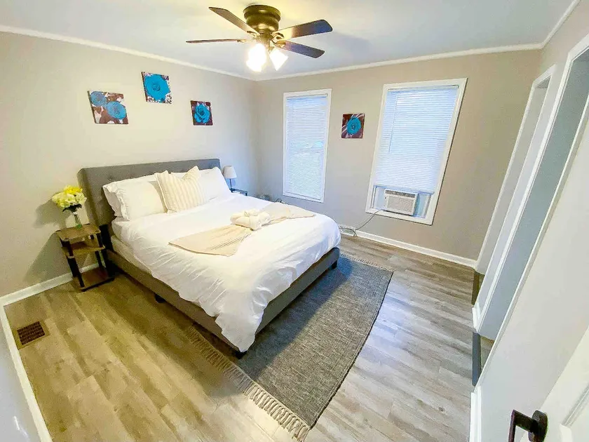 Near SU, Downtown, Hospitals - 3BR - Image 1