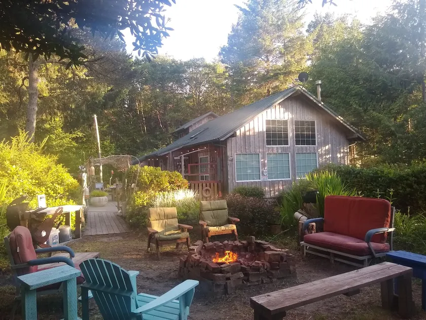 Great Indoor/Outdoor Space - Kid/Dog Friendly - Image 1