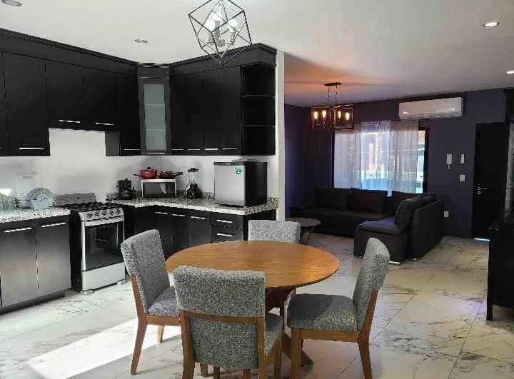 La Perla apartment (Near downtown) - Image 1