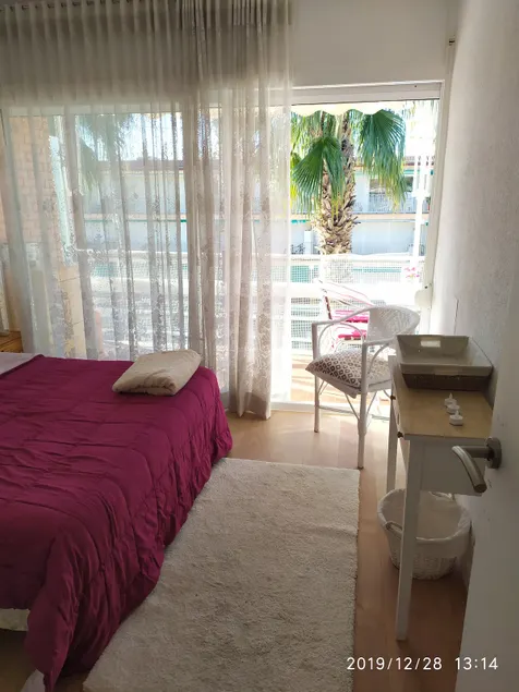 Apartamentos de Elisenda, Family Apartment 2 - Image 1