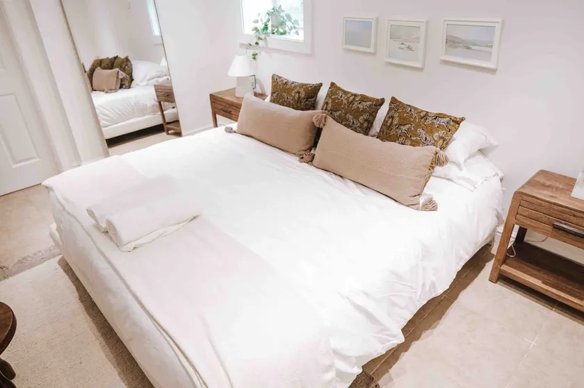 Cozy King BR | Walk to beach | Close to downtown - Image 1