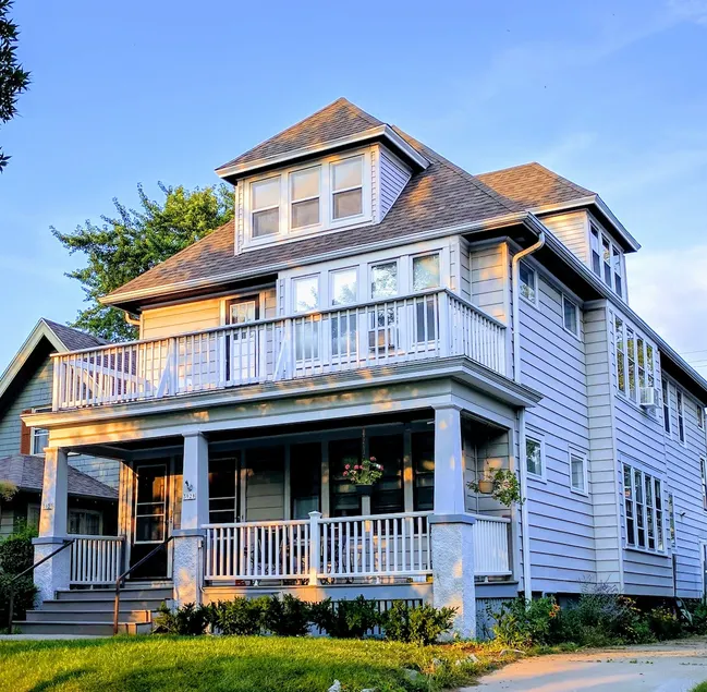 Gorgeous Shorewood stay by the Lake - Entire Flat - Image 1