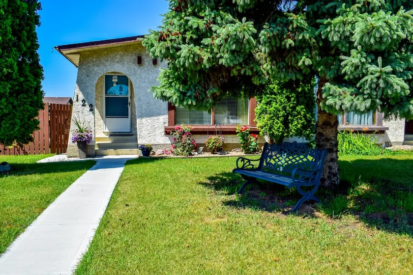 Comfortable Family/Business Suite ★★★★ - Image 1