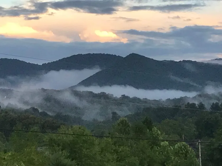 Pisgah View Lodge - Image 1