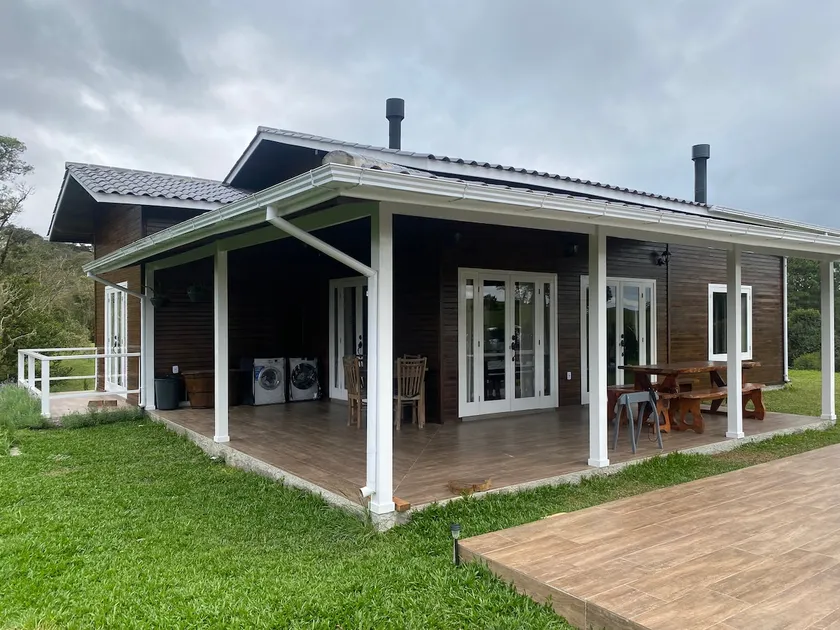 Guimarães Cabin - Image 1