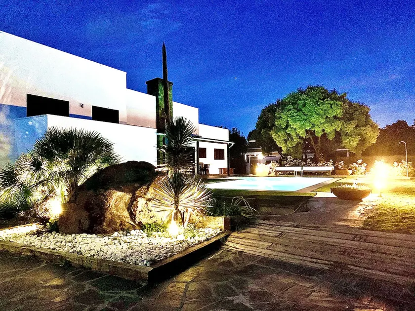 Luxury villa in the Sierra de Madrid with no steps - Image 1
