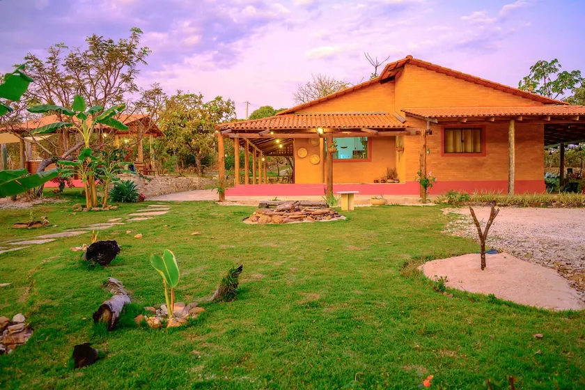 A haven for rest! Next to Cachu do Abade - Image 1