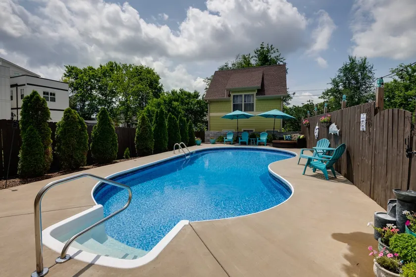 Quiet Oasis - Unique, Hip & Homey - 10 mins to DT - Image 1