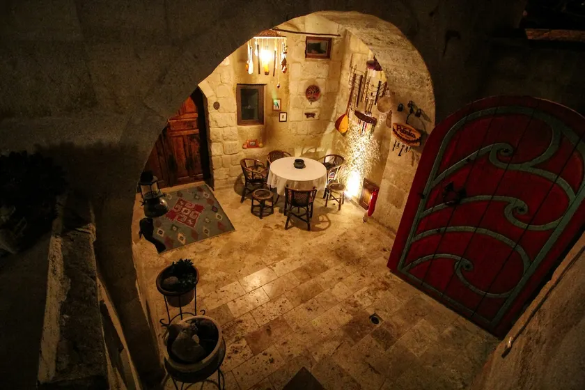 Patiska Cave House - Image 1