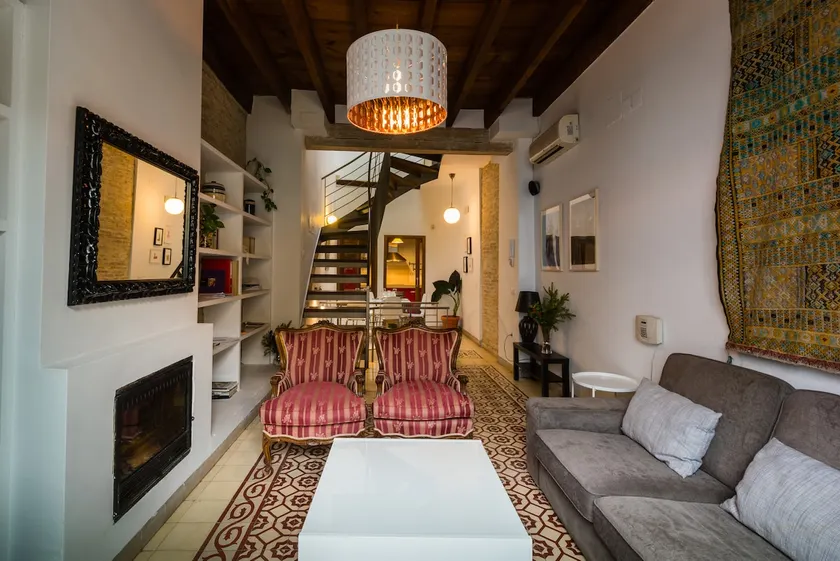 House in Alameda with a terrace - Image 1