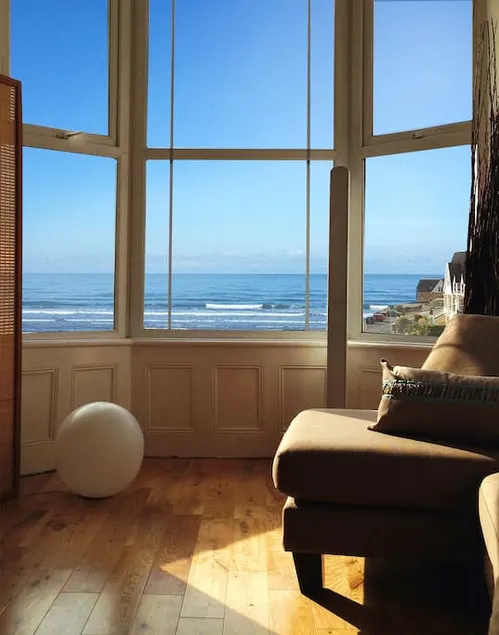 Woolacombe Luxury Apartment with Sea and Beach Views - Image 1