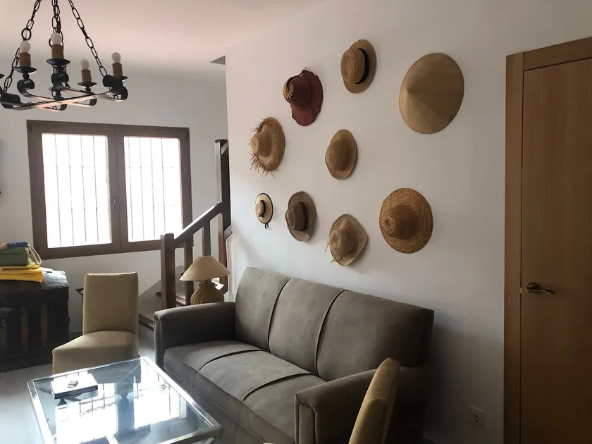 The house - Image 1
