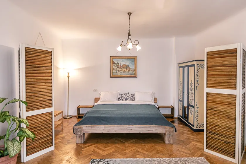 Saint John's 22 Brasov - Image 1