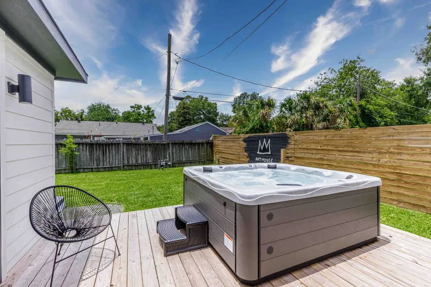 Arthouse · Arthouse, Modern Luxury Getaway w/ Hot Tub near DT - Image 1