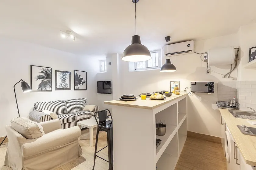 SENSATIONAL APT DESIGN 2 HAB SEVILLA WIFI-FULL_AC - Image 1