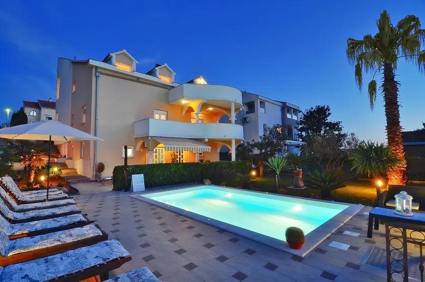 Villa Vanilla with Heated Pool - Image 1