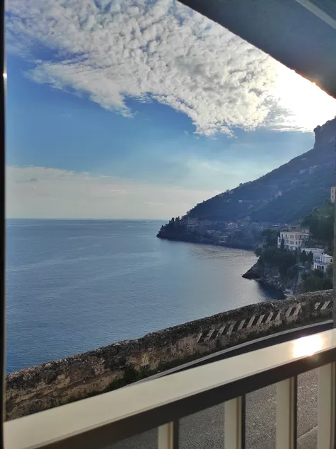 Casa Sole: Staff 24/7 - Parking & Sea Access - Image 1