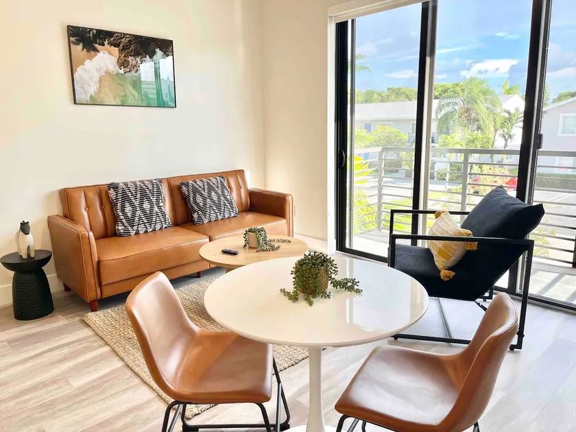 Luxury & Modern 2bed/2bath -KING beds #18 - Image 1