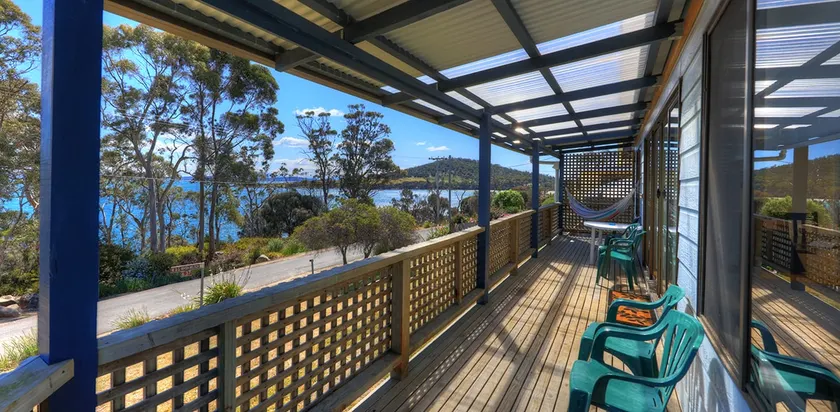 Sommers Bay Beach House - Image 1