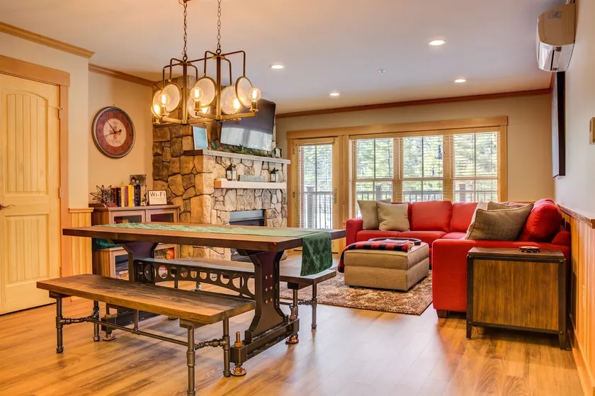 Cranmore Mountain Condo | Pool, Hot Tub | Sleeps 6 - Image 1