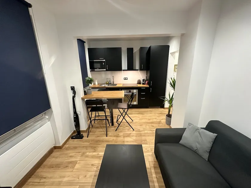 Strasbourg accommodation near city center tram station - Image 1