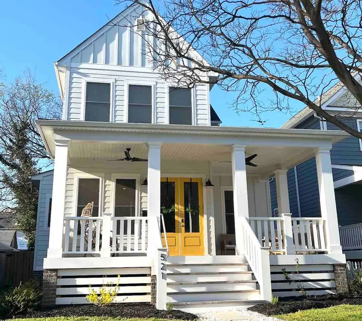 The BeeHouse - Image 1