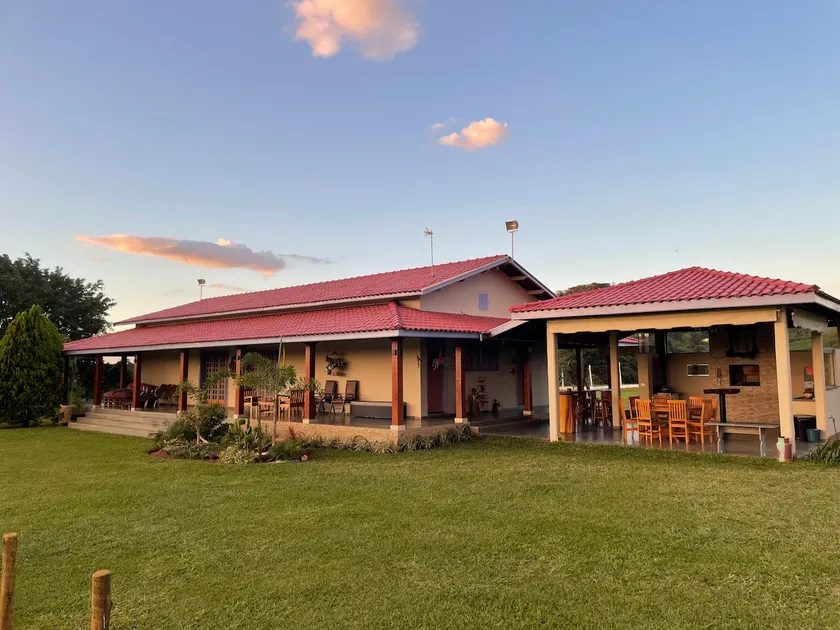 Beautiful farmhouse on top of the mountain - Image 1