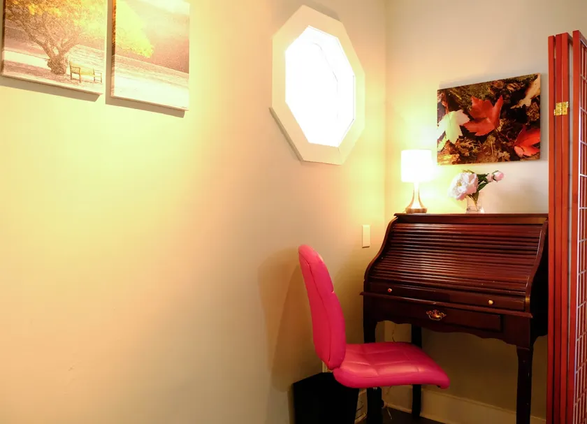 ❤️CollegTown/UR Medprofessionals office cozyapt❤️ - Image 1