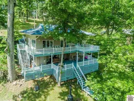 Timmy The Turtle Lakehouse - Image 1