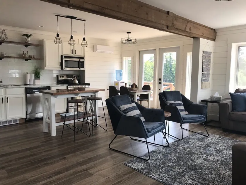 Mira Bay Getaway - Image 1