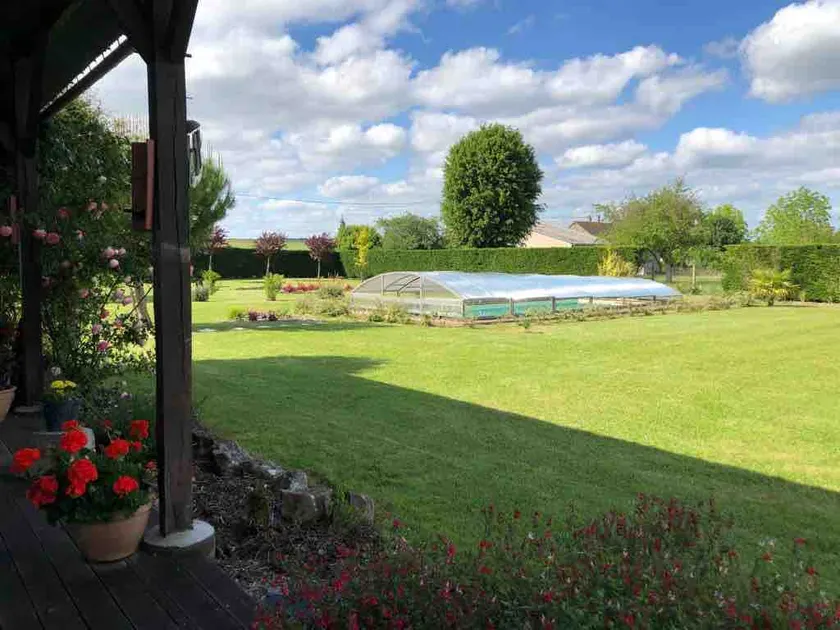 Beautiful country home - Image 1