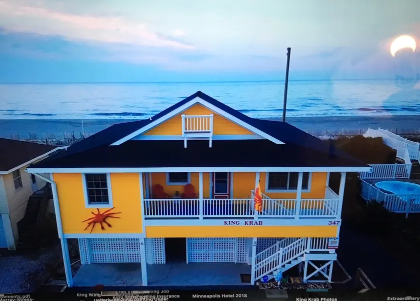 King Krab-Ocean Front Home w/ Screened In Porch! - Image 1