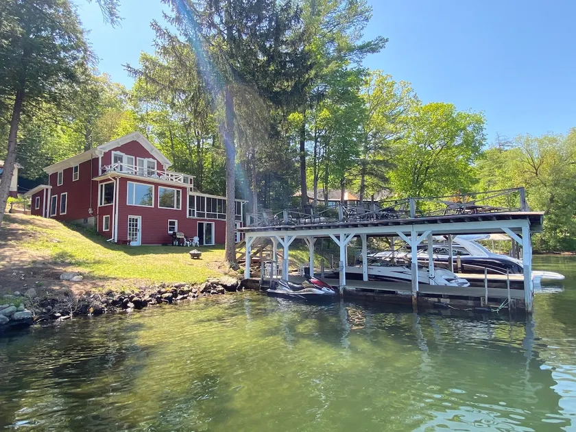 *Dock Space* Family Lakefront Home Lake George NY - Image 1