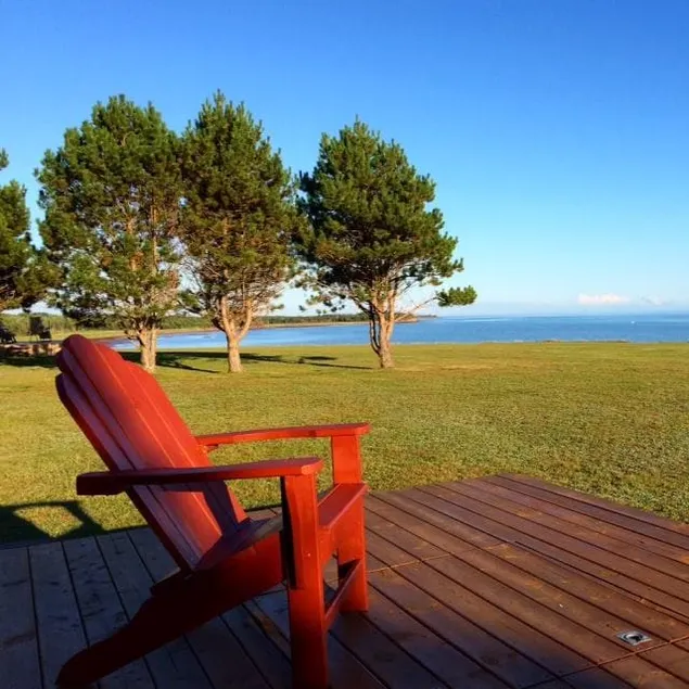 Morning Tide Waterfront Cottage - Image 1