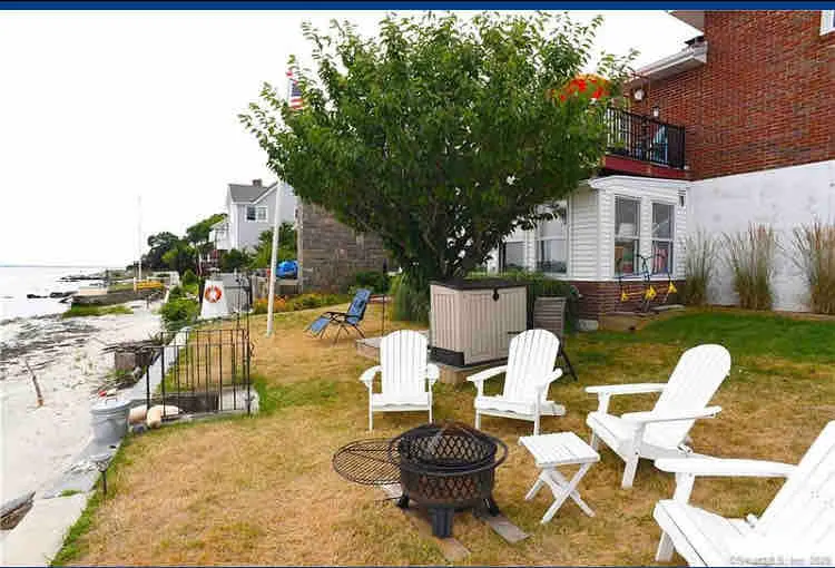 Come & enjoy: Beach-house with your own beach! - Image 1