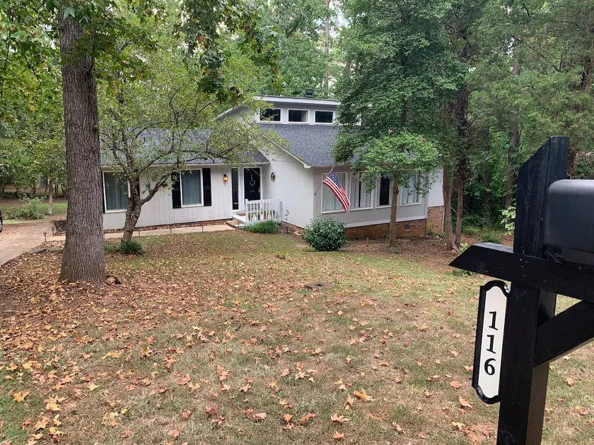 Comfy & Private Left Half of a Duplex - Image 1