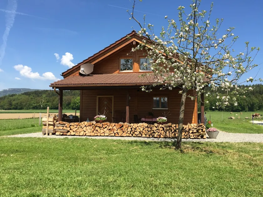 Chalet guest house BnB in the Mittelland A1/ A/2 - Image 1