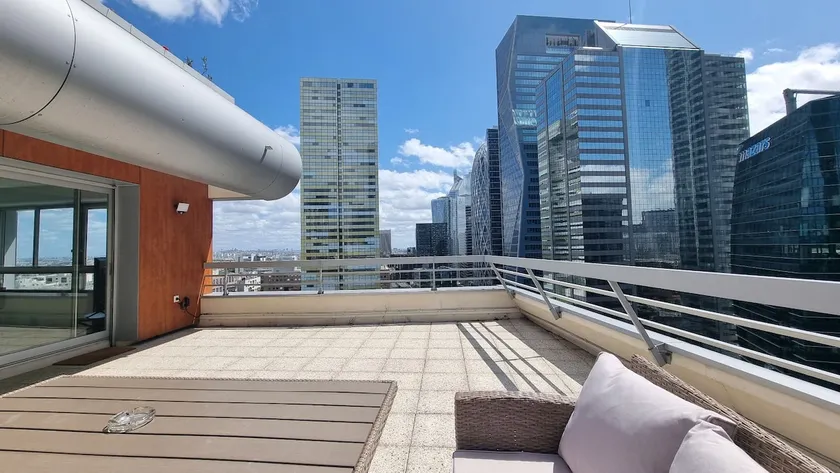 Superb Rooftop Terrace Apartment - Image 1