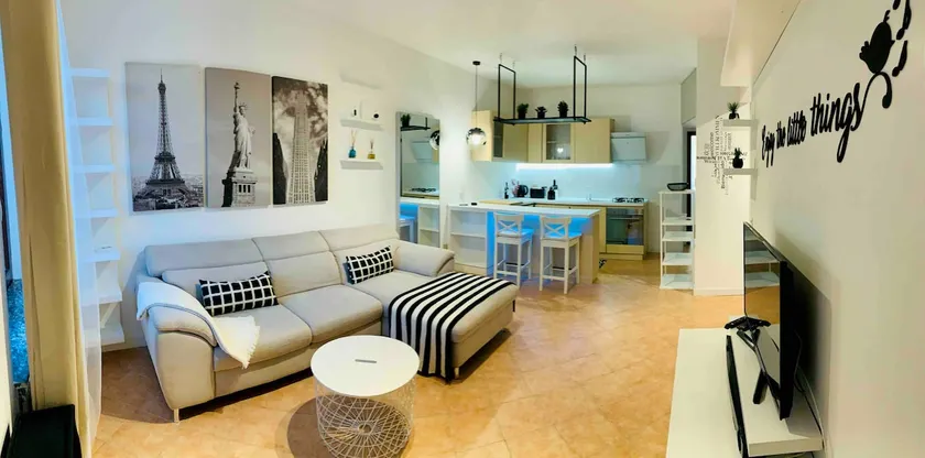 “100m from Naviglio | 1-Bedroom Milan - Corsico “ - Image 1