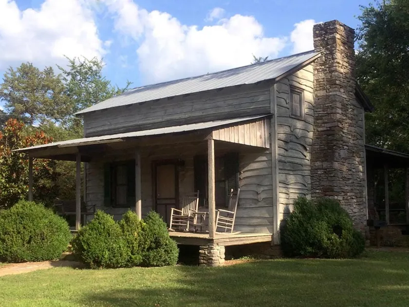 Springhouse Cabin (Lairdland Farm) - Image 1