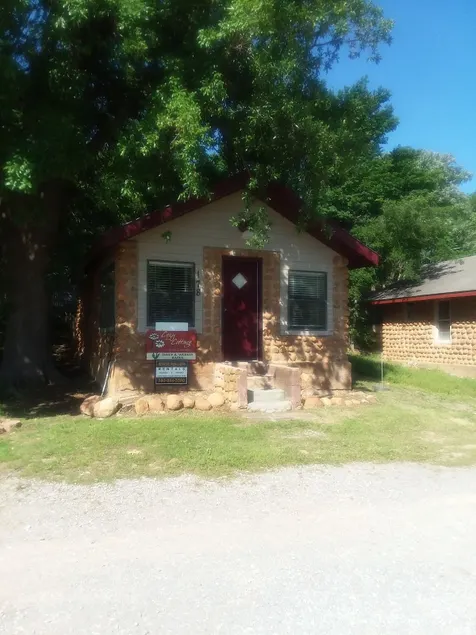 Cozy Cottage - Image 1