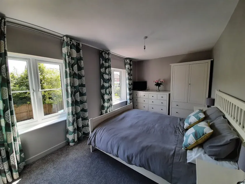 The Annexe - sleeps 4 - private self-catering flat - Image 1