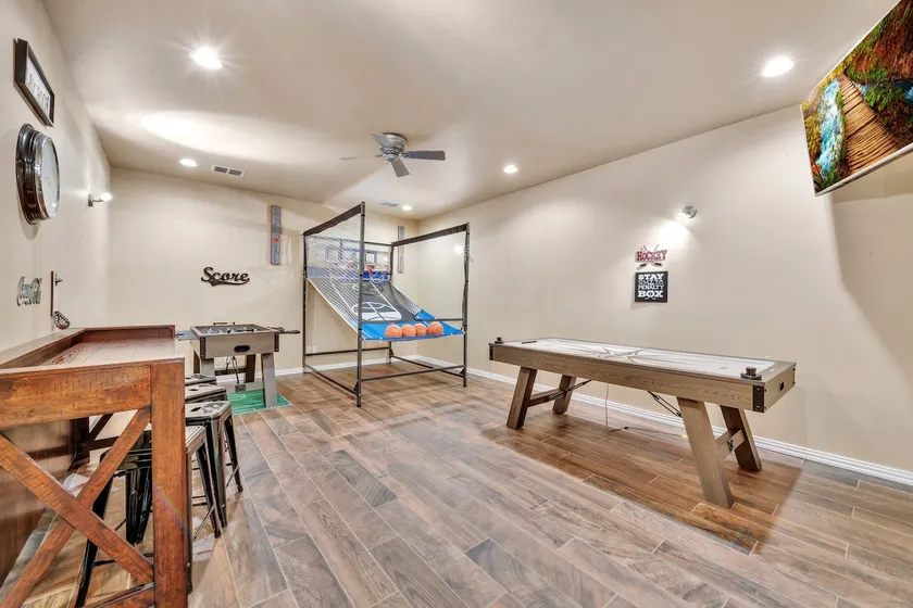 Big Gameroom Great Area:The Kiyo by Spark Getaways - Image 1