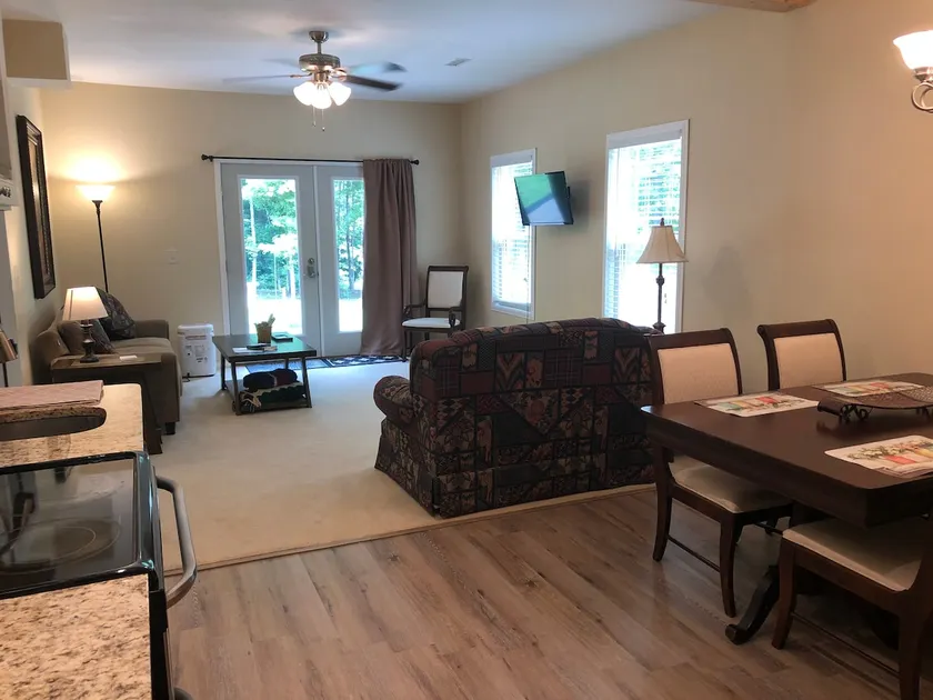 South Atlanta Stay - Image 1