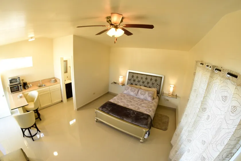 Luxury & Bright, Stylish Room in City Centre - Image 1