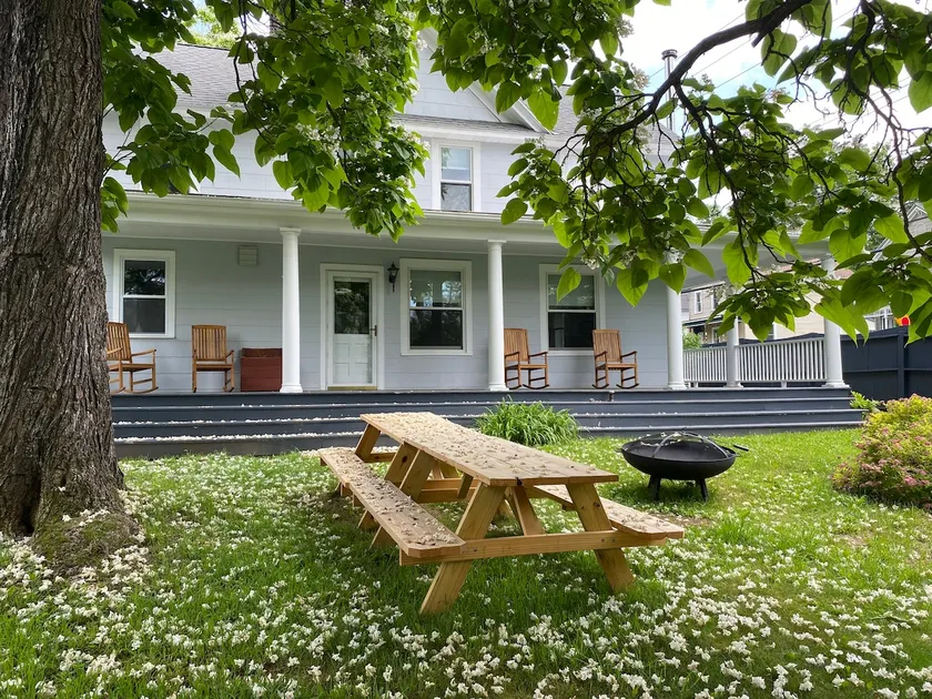 Farmhouse with Hot Tub near New Paltz and Kingston - Image 1